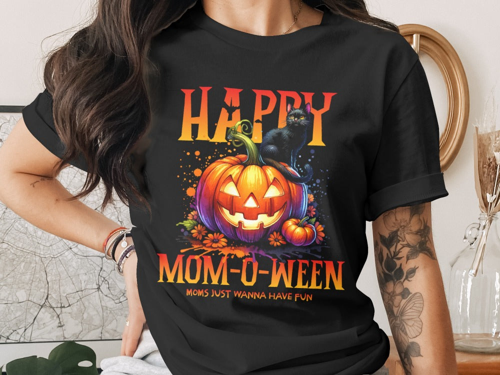 Funny Halloween Mom Spooky Mama Skeleton Mommy T-Shirt