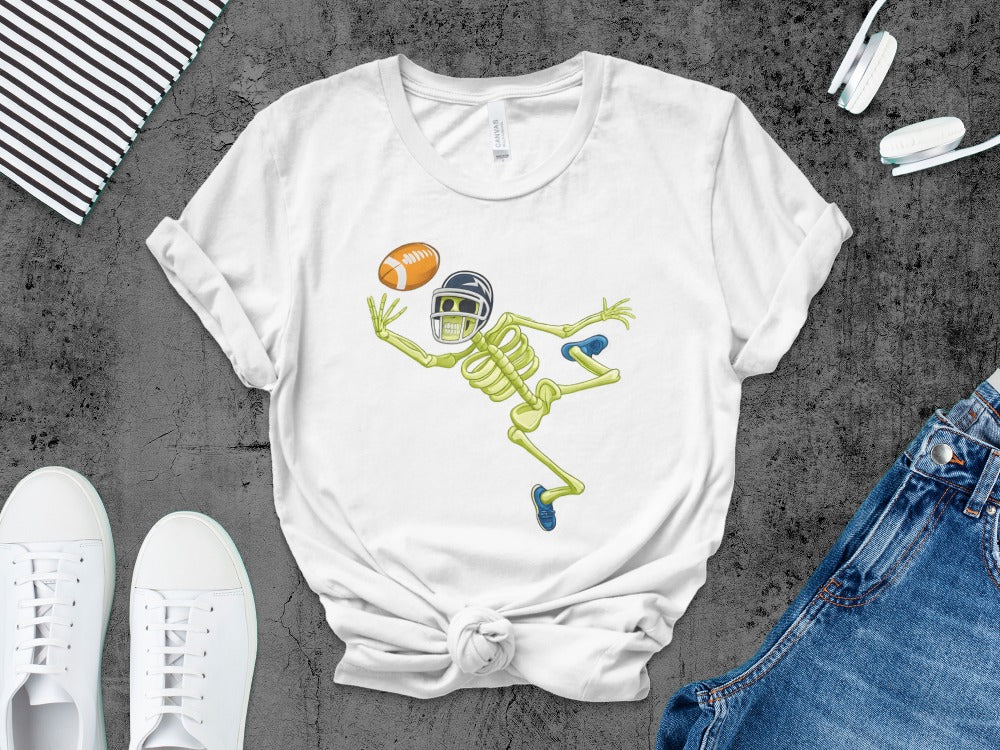 American Football Skeleton Halloween Spooky Sports Football Fan T-Shirt