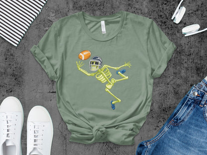 American Football Skeleton Halloween Spooky Sports Football Fan T-Shirt