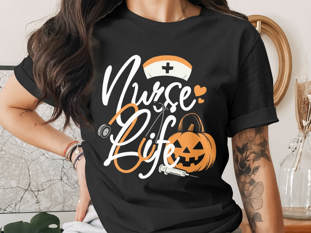 Funny Halloween Nurse Spooky Pumpkin Nursing Boo Crew T-Shirt