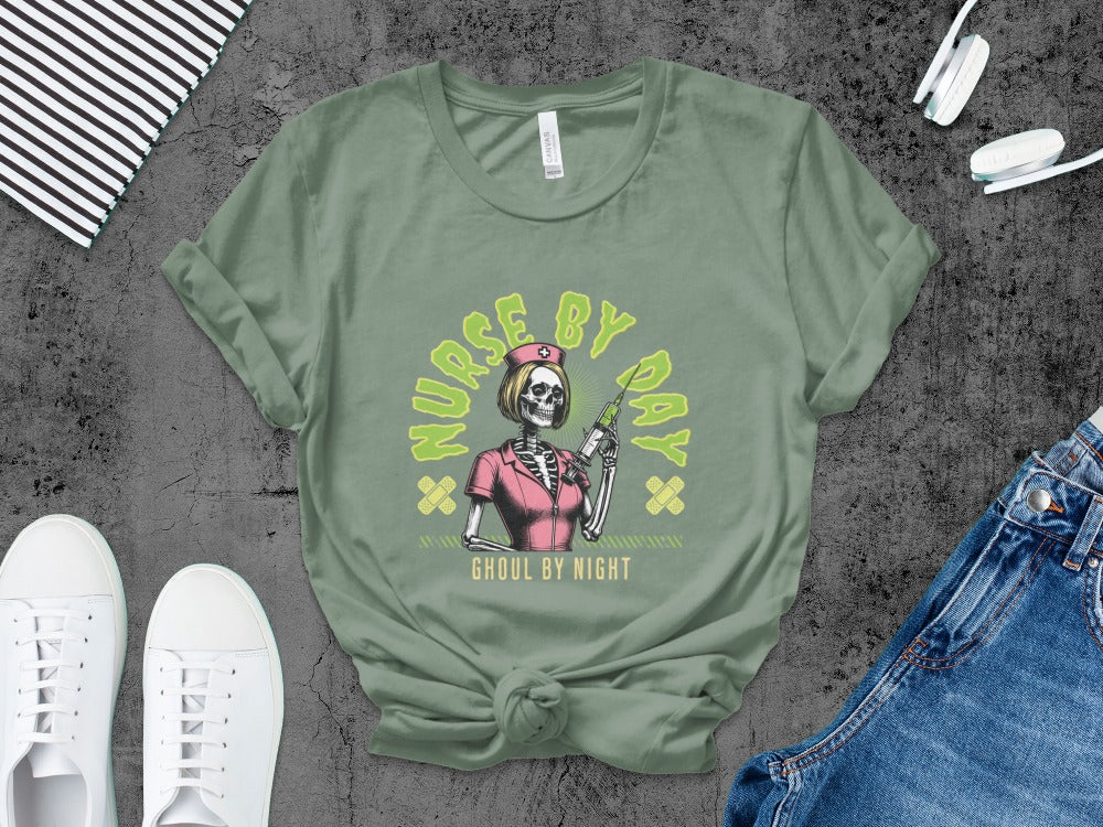 Funny Halloween Nurse Spooky Pumpkin Nursing Boo Crew T-Shirt